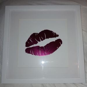 Sealed with a kiss home decor